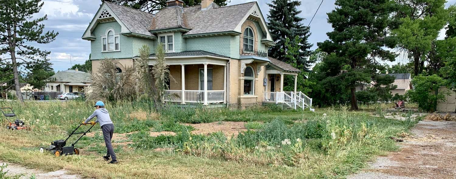 Can You Leave Stuff Behind When You Sell Your House? Trusted House Buyers