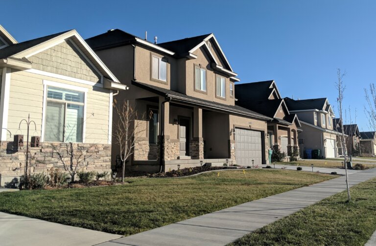 9 Reasons to Stay or Look For Homes for Sale in West Jordan