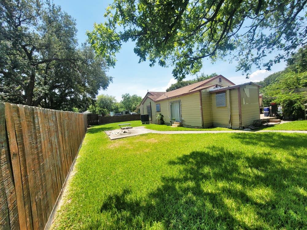 14th Ave N, Texas City, TX 77590 Houston Flip Deals