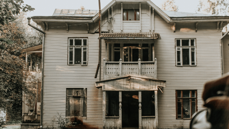 Top Signs You Should Sell a Distressed Property As-Is