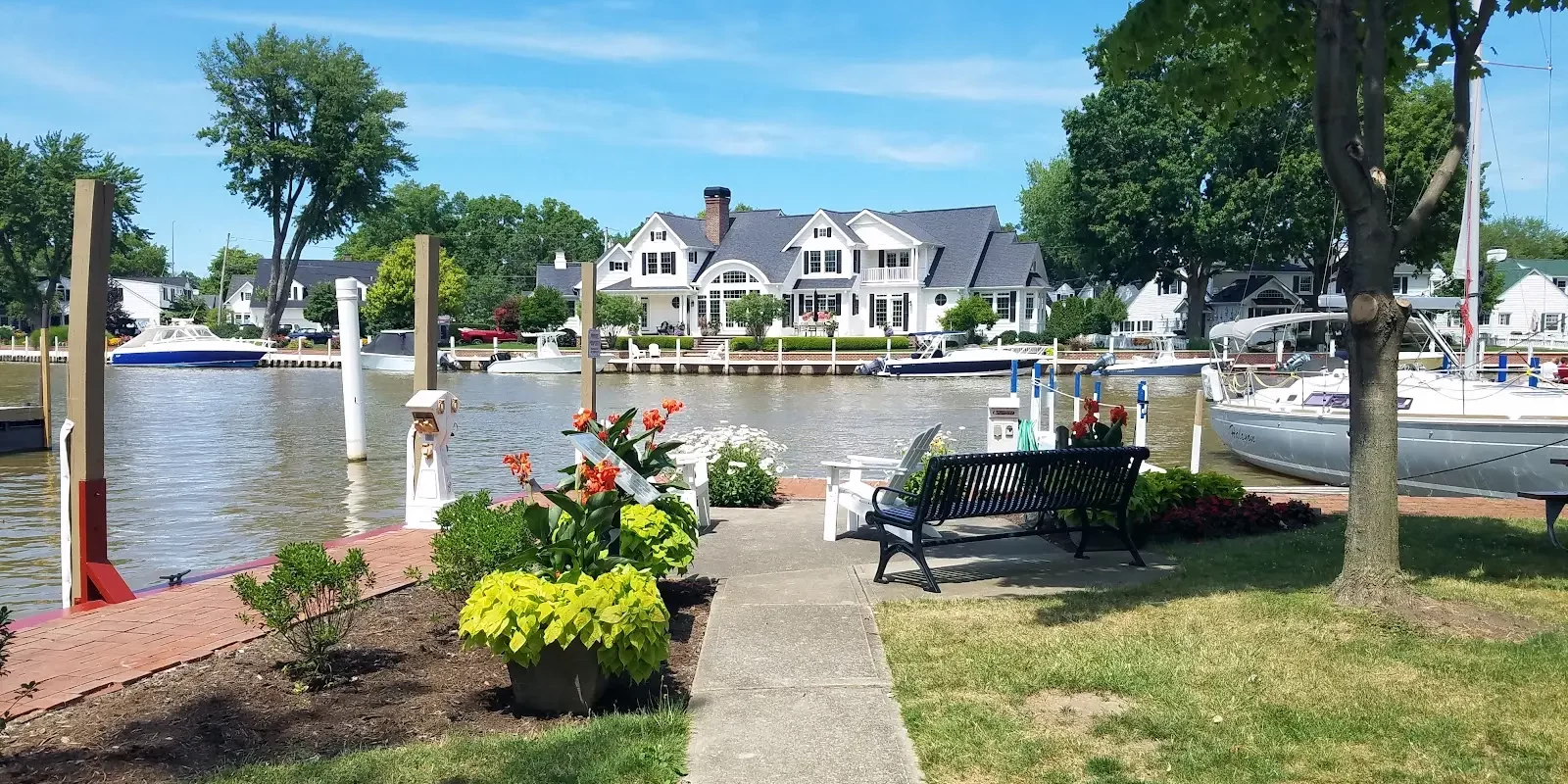 Sell my house fast in Harbor View Toledo OH