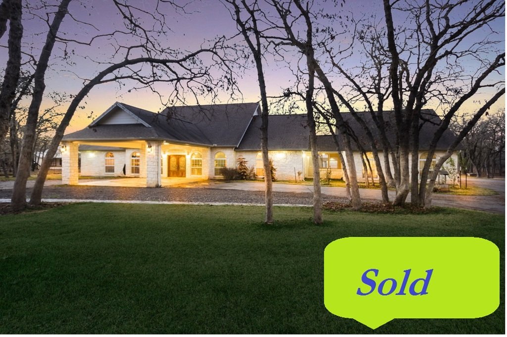 Home for sale, Floresville TX 78114