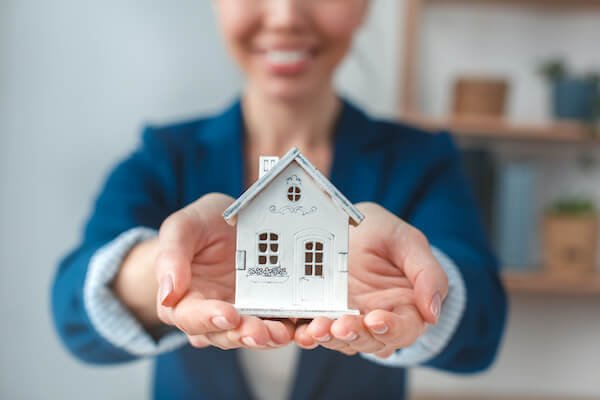 team member with a house we would buy for cash in wauwatosa