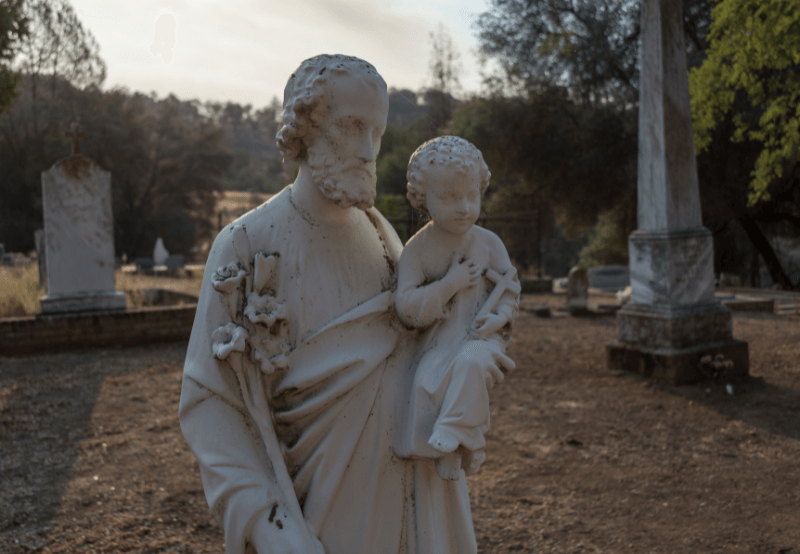 Your Guide to Burying a St Joseph Statue and Praying to Sell a House Quickly