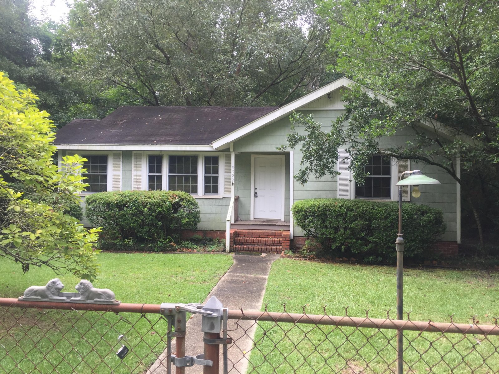 2305 David Dr 251 House Deals