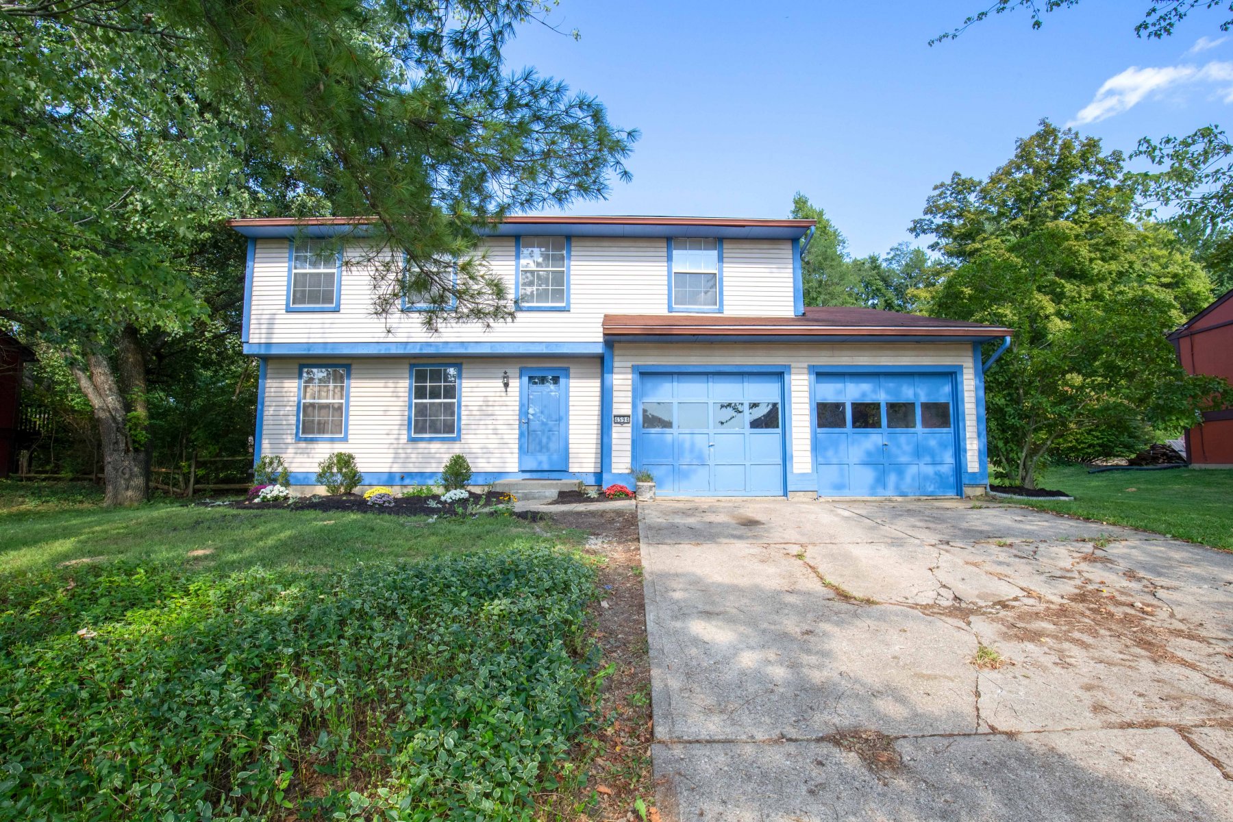 4594 Brookview Dr, Batavia, OH 45103 Home for Sale in Batavia, OH