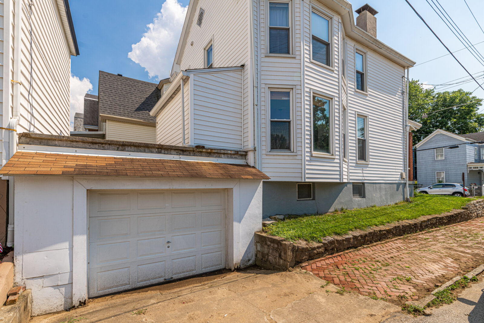 301 Dayton Ave, Dayton, KY 41074 Team Sztanyo