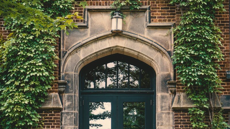 A Springtime Open House - Door Entry