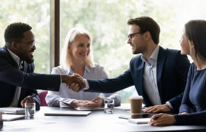 What To Expect At The Closing Table- Agreement