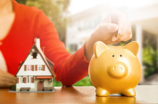 Using a Rent to Own Agreement to Buy a House - Piggy bank