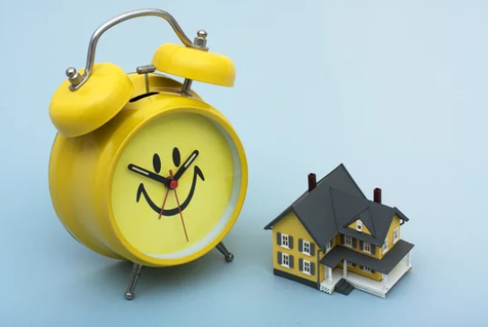 Right Time to List Your House- clock