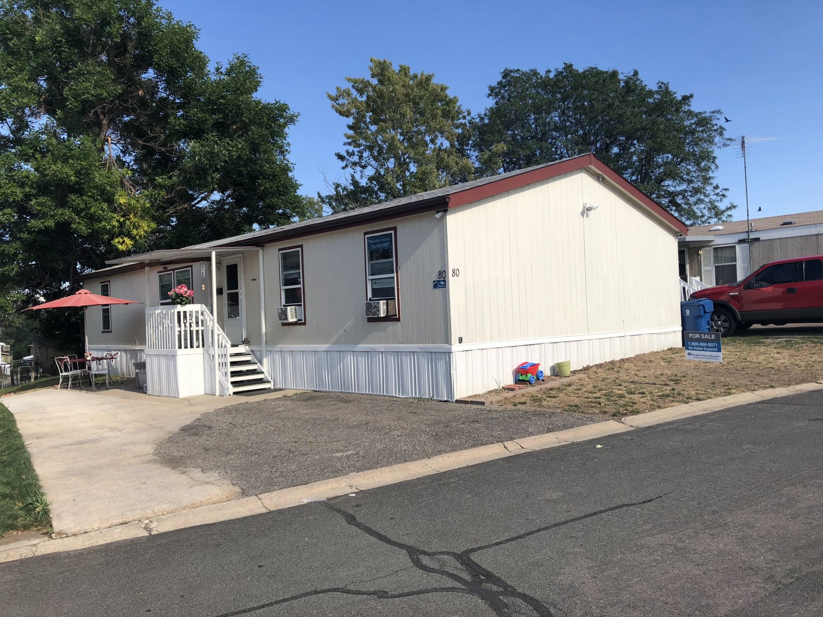 Lamplighter Village 80 Large 2014 Year Model 4 Bedroom 2 Bathroom