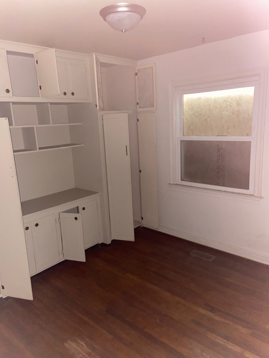 Great Rental Opportunity Residential / Commercial Zoned Midlands