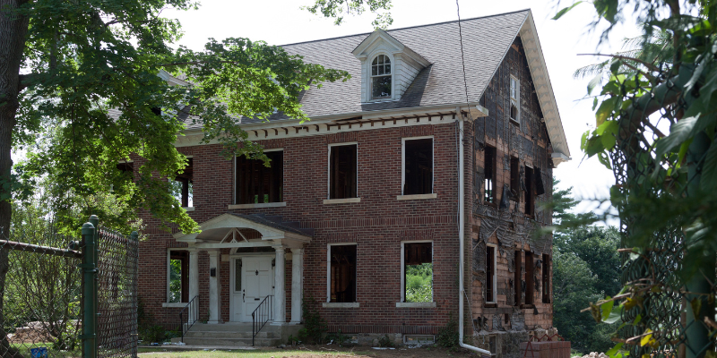 Selling a Condemned House in Washington