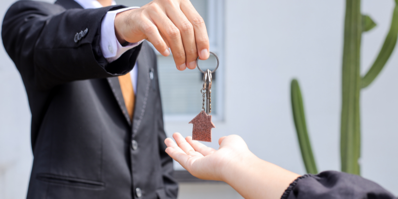 How Much Do Realtors Charge to Sell a House Washington
