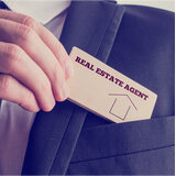 Hiring an Agent When Selling Your House – Pros and Cons