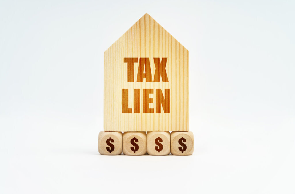 Sell a Home With a Tax Lien in Virginia