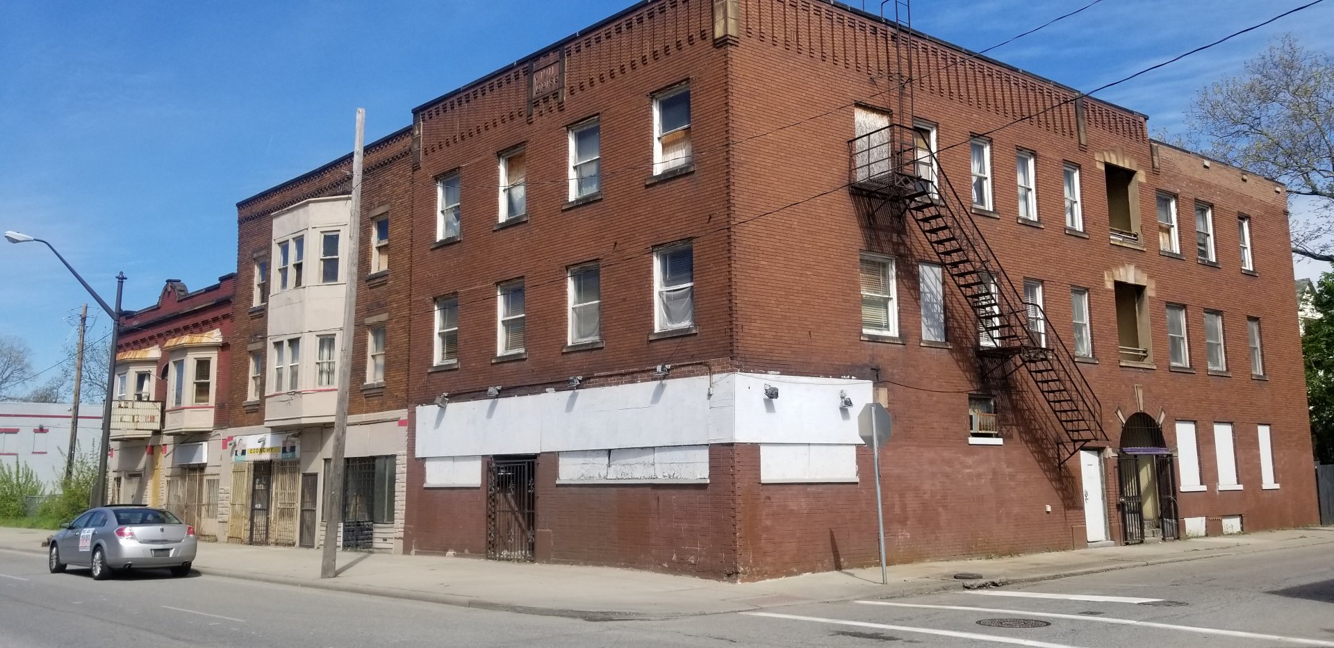 11235 SUPERIOR AVE CLEVELAND , OHIO 44108MIXED USE COMMERCIAL