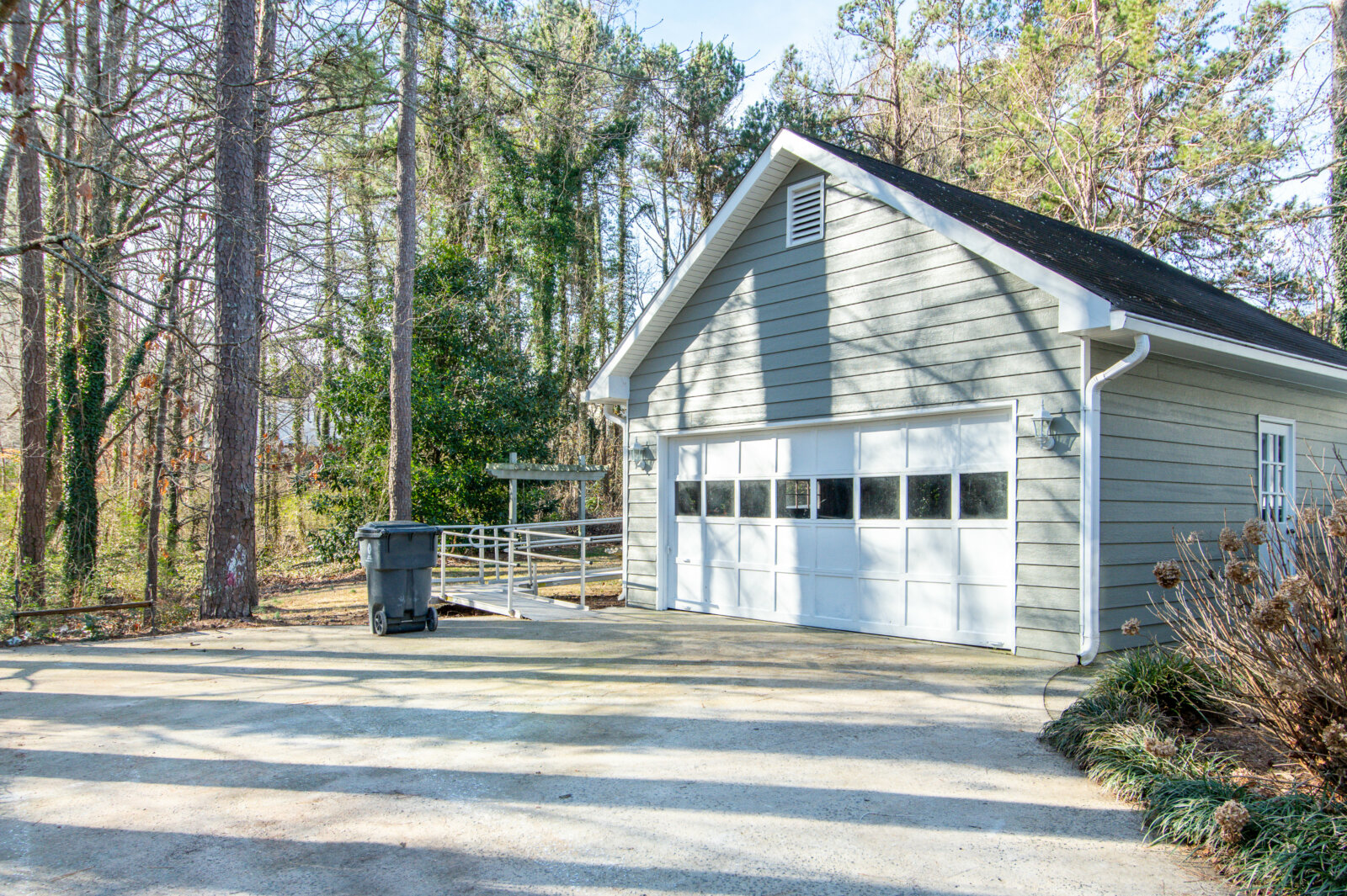 Renovated 3/2 Ranch in Cobb School District with Detached Garage