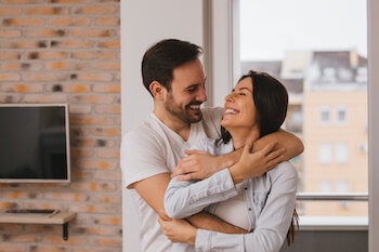 a happy couple who sold their house to Gem State Cash Offer