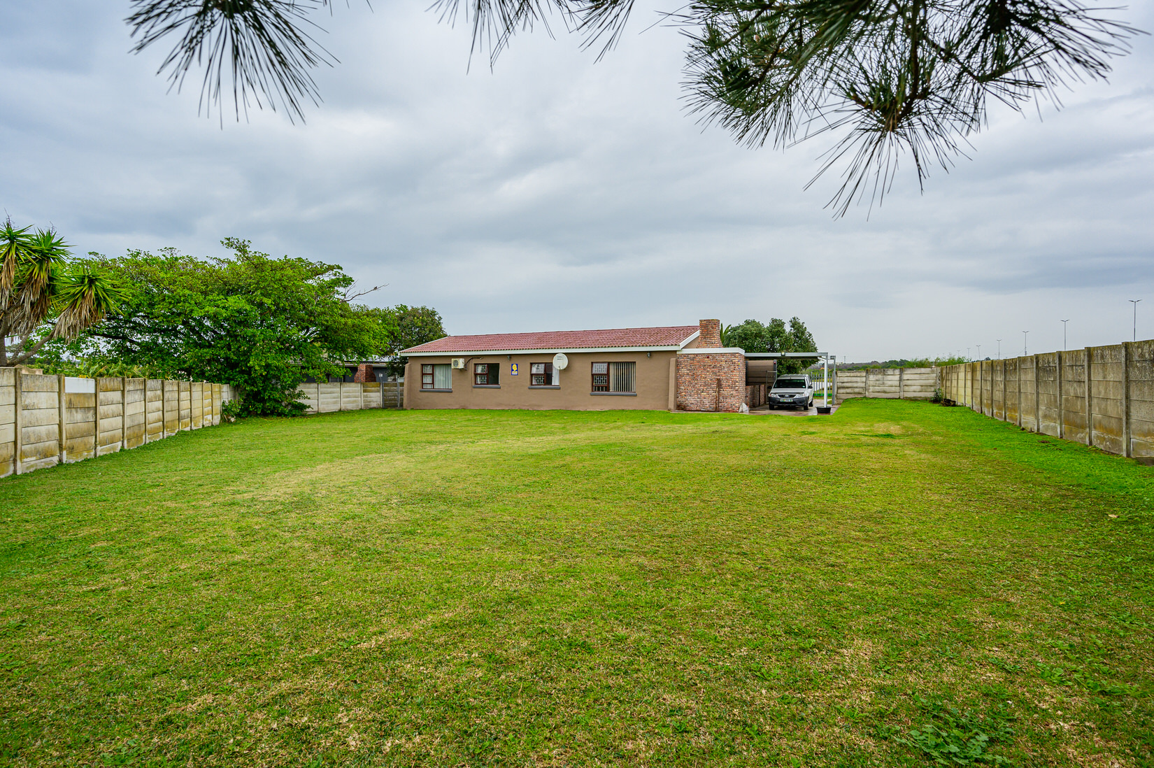 3 Bedroom House for Sale in Kabega, PortElizabeth. Louw Lochner