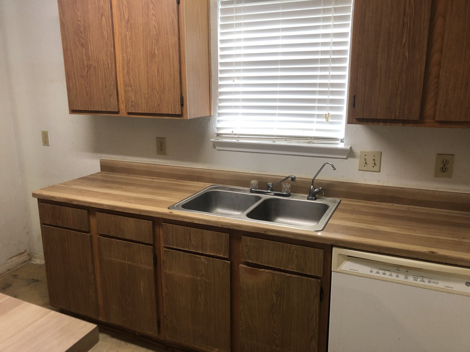 4929 Greenwood Drive, Rosenberg, TX 77471