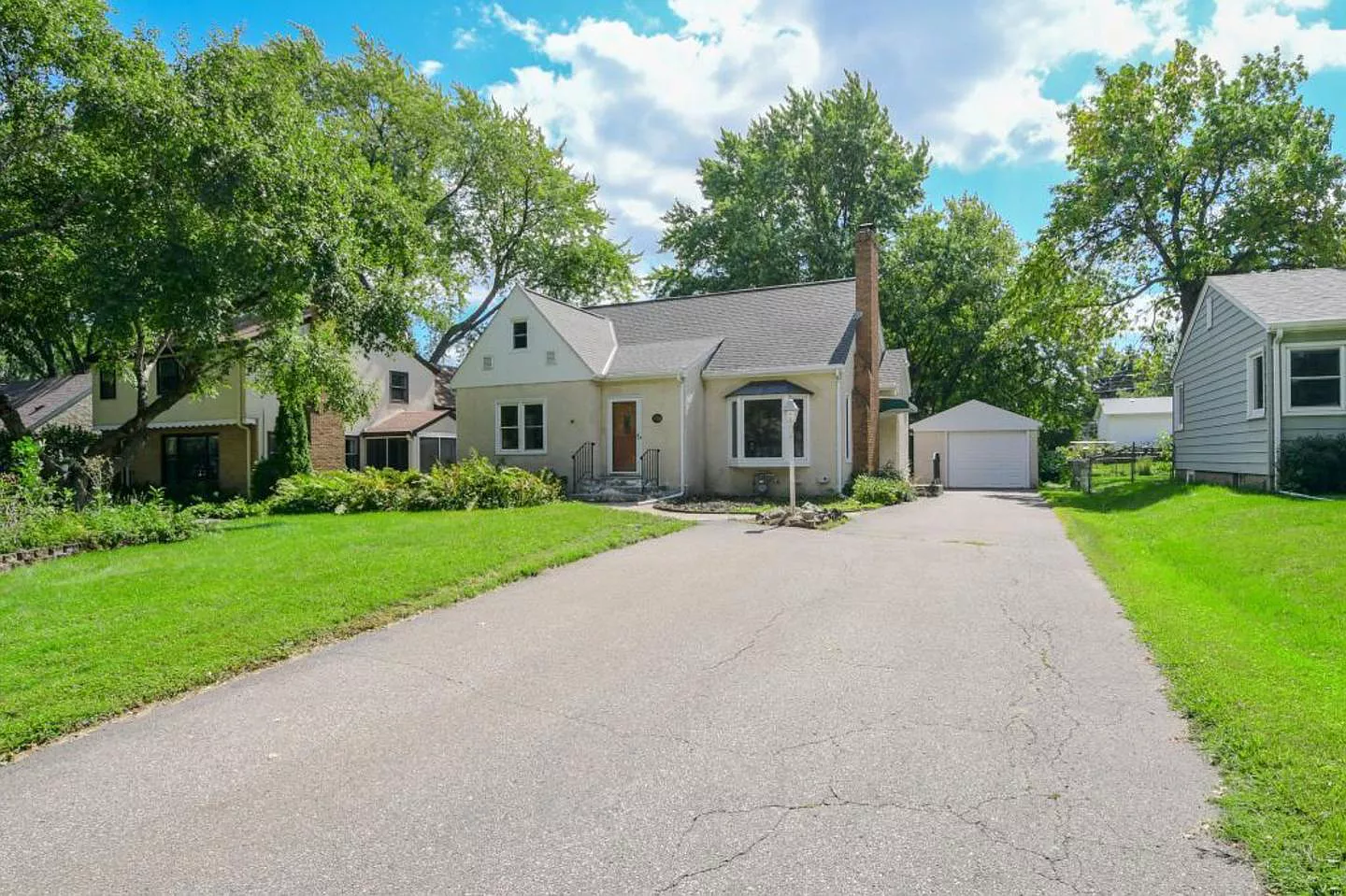 Buy my House Roseville Minnesota Home Brothers