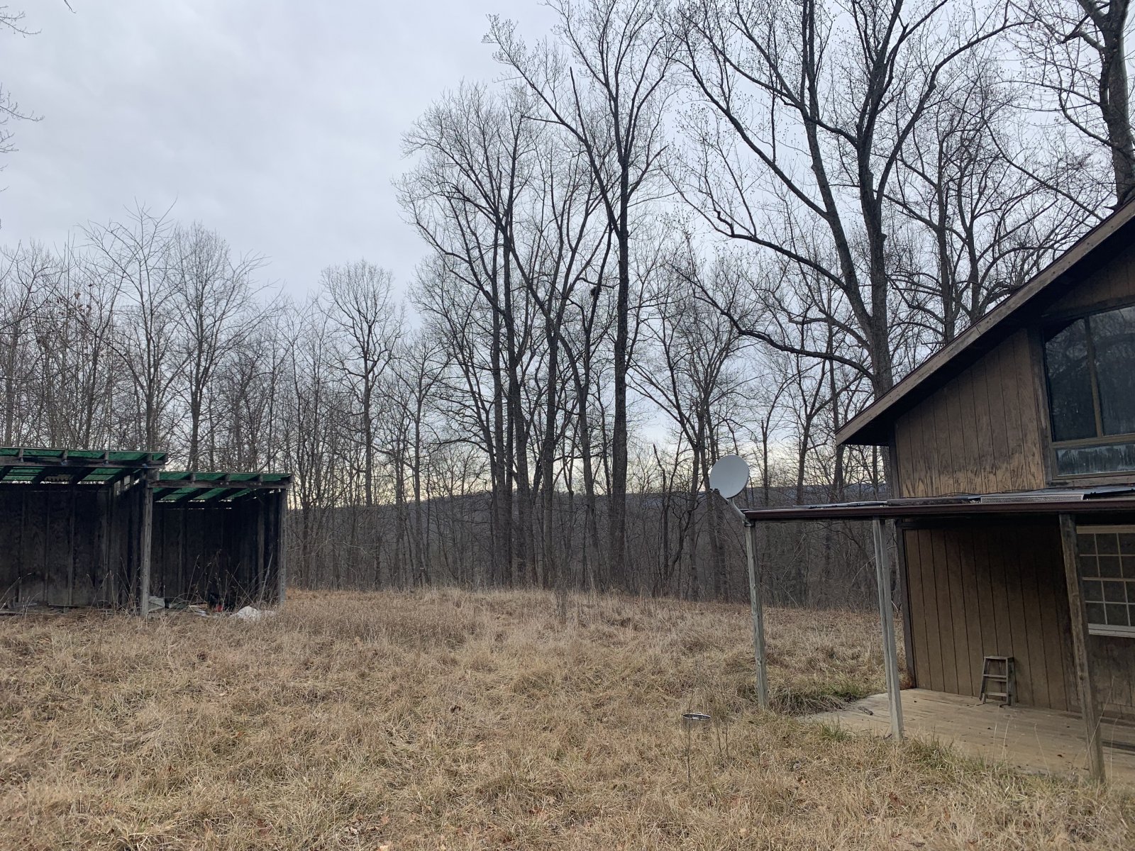 40 Acres plus a 3BR House 20 Minutes from Martinsburg TriState Off