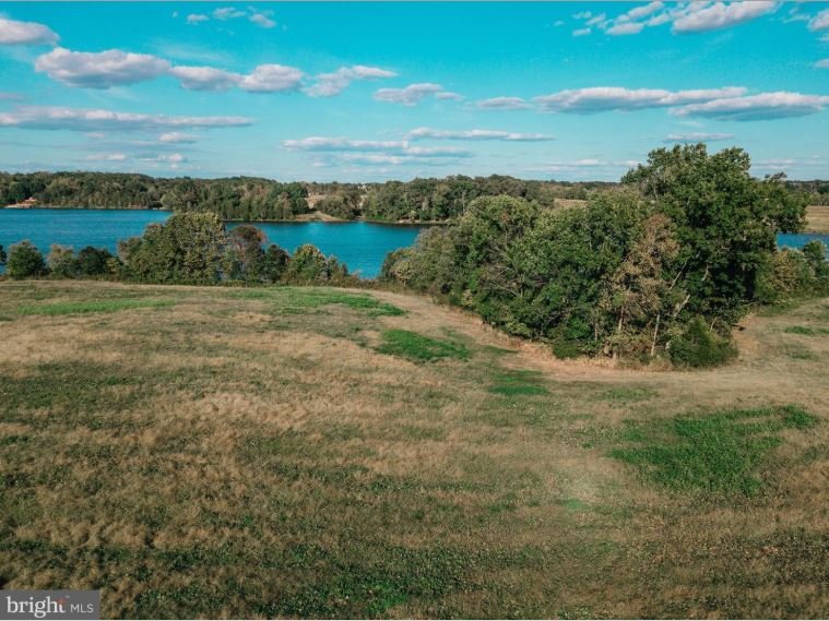 Waterfront land for sale in Northern Virginia