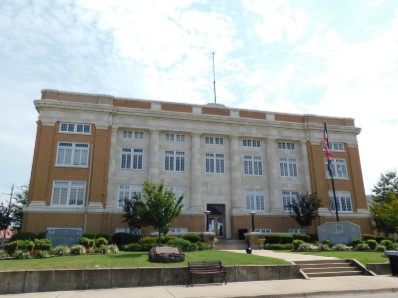 picture of courthouse