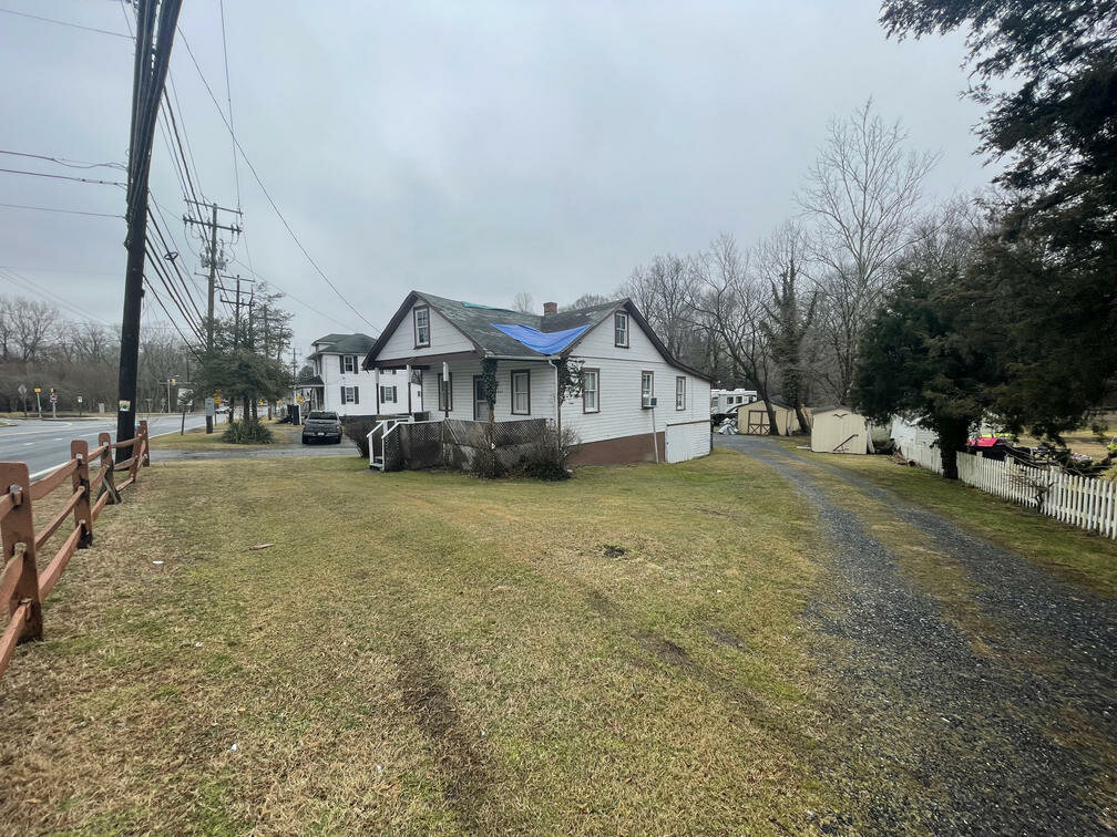 14007 Old Marlboro Pike, Upper Marlboro, MD 20772 4 Brothers