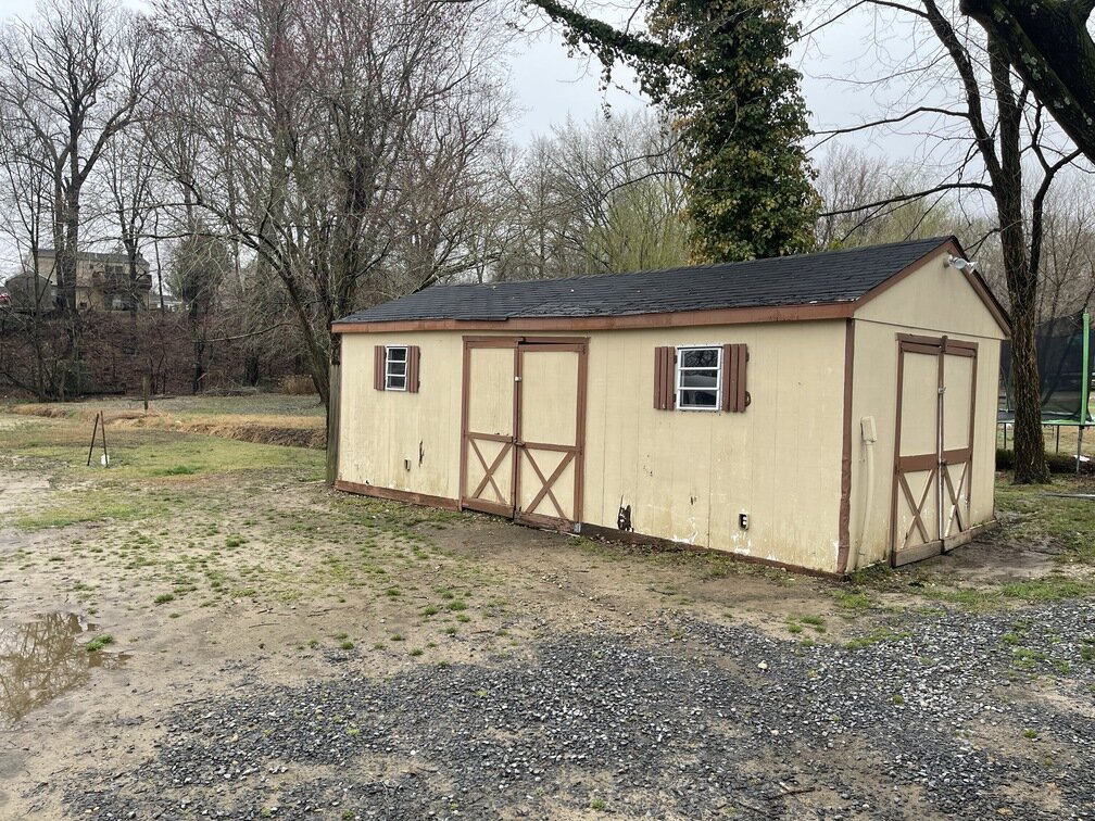 14007 Old Marlboro Pike, Upper Marlboro, MD 20772 4 Brothers