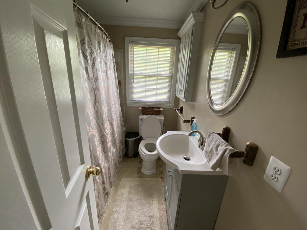 6955 Hawthorne Rd, La Plata, MD 20646 4 Brothers Buy Houses