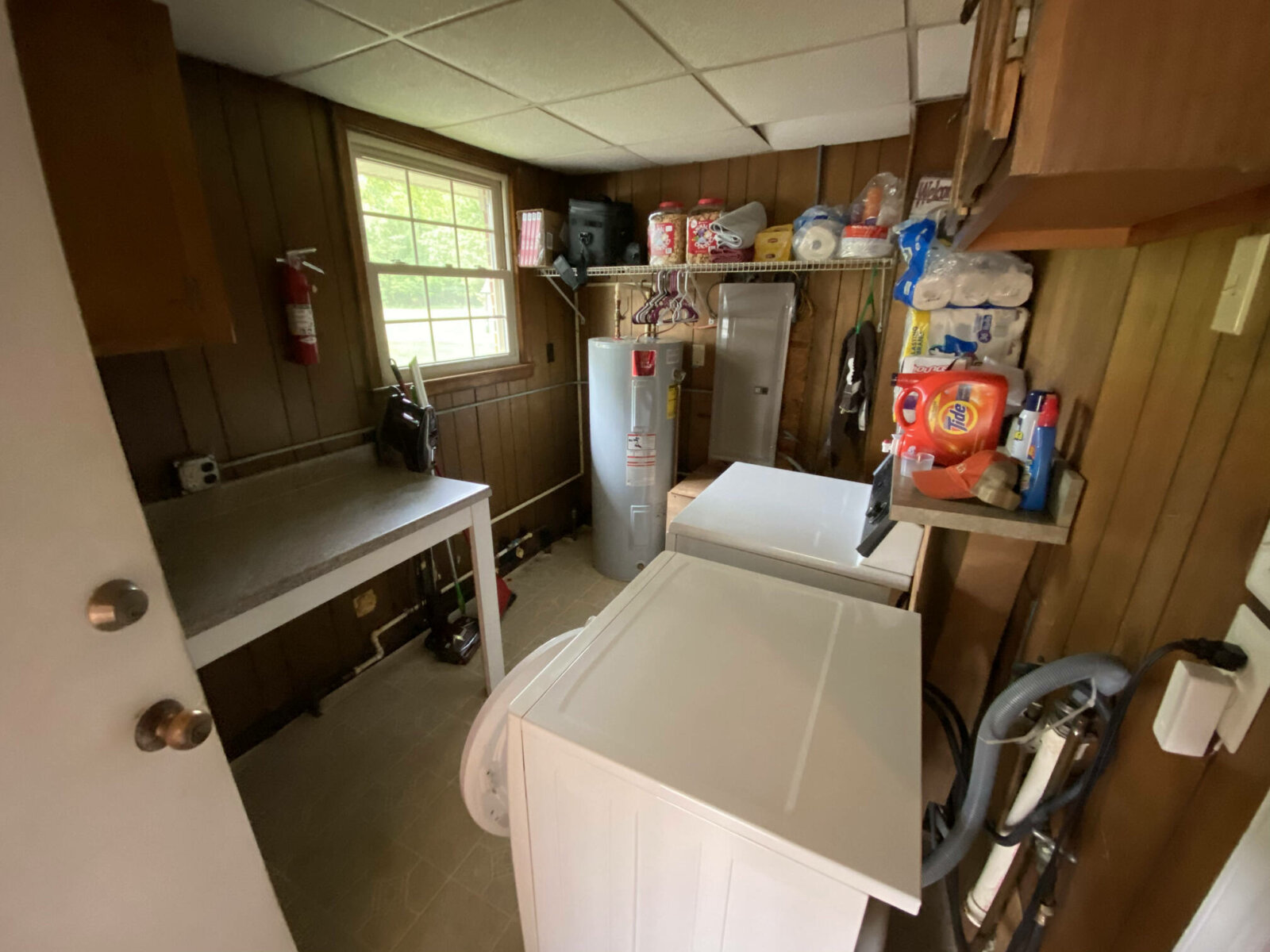 6955 Hawthorne Rd, La Plata, MD 20646 4 Brothers Investment