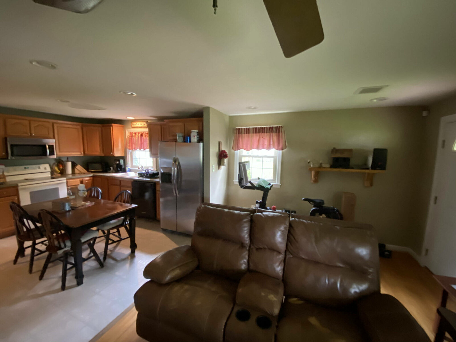 6955 Hawthorne Rd, La Plata, MD 20646 4 Brothers Buy Houses