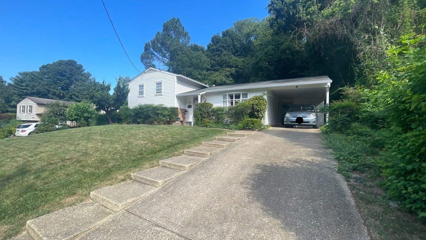 8928 Braeburn Dr, Annandale, VA 22003 4 Brothers Investment