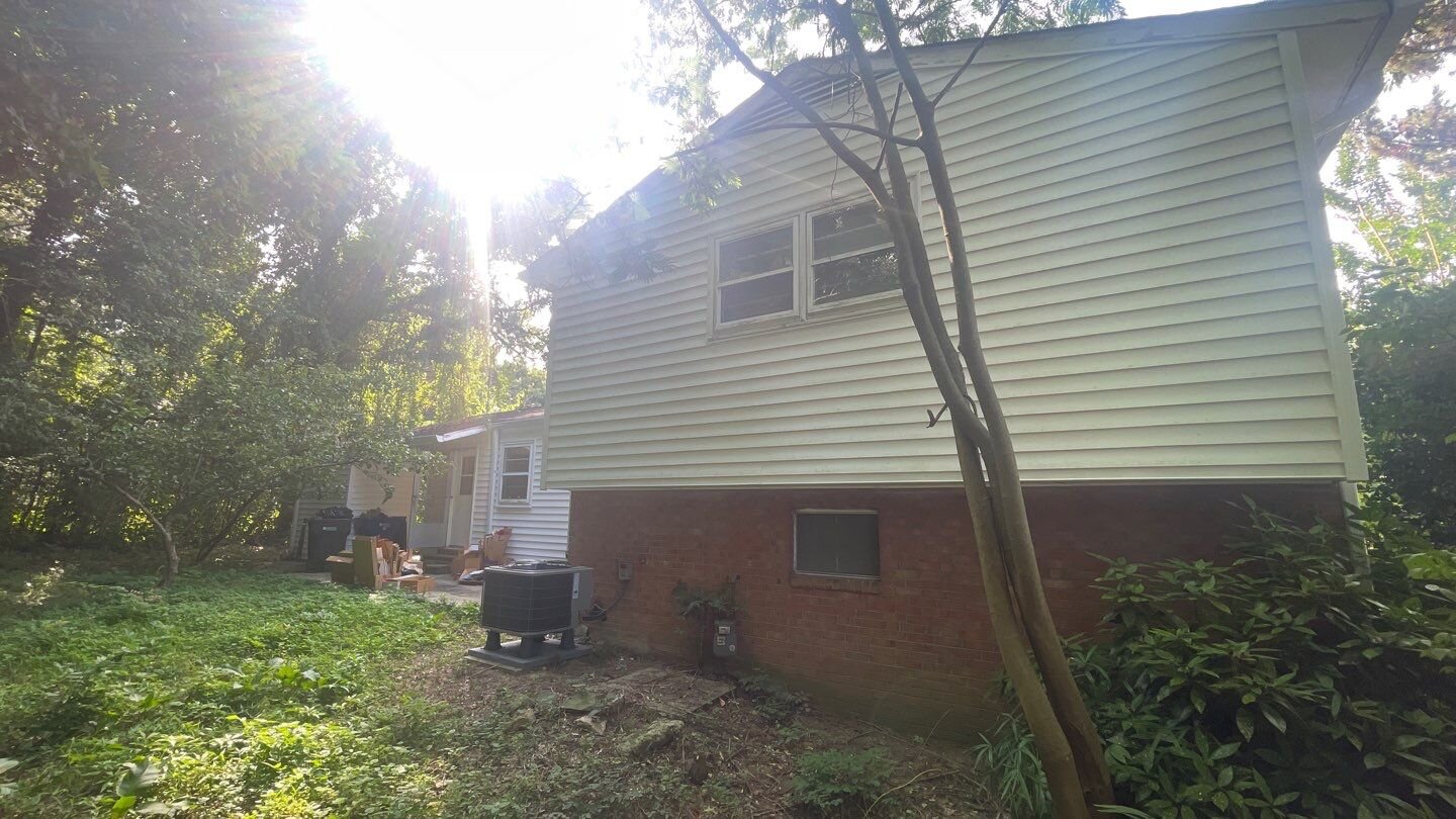 8928 Braeburn Dr, Annandale, VA 22003 4 Brothers Investment