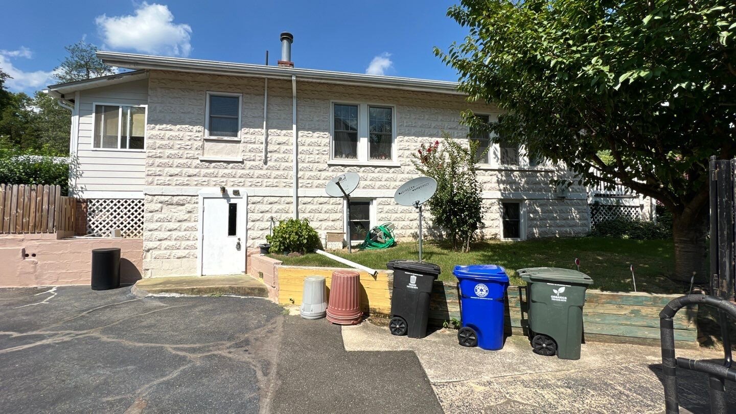 1908 N Quebec St, Arlington, VA 22207 4 Brothers Investment