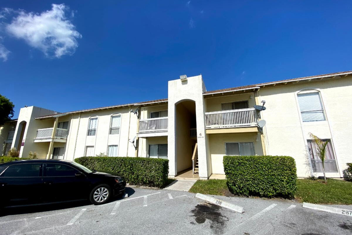 1500 N Congress Ave West Palm Beach, FL 33401, USA Miami Wholesale Homes®