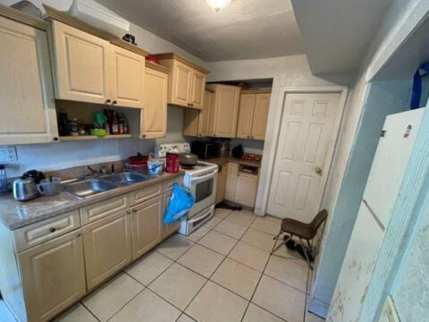 647 NW 51st St Miami, FL 33127