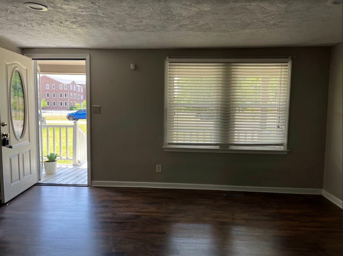 7728 Hazelwood Ave. for ASSIGNMENT Simple Fast Sale