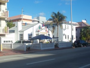 We buy houses North Miami Beach Florida