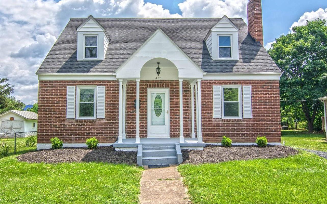 Sell My House Fast Front Royal VA We buy houses in Front Royal