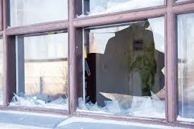 sell your house with broken windows in TN or GA