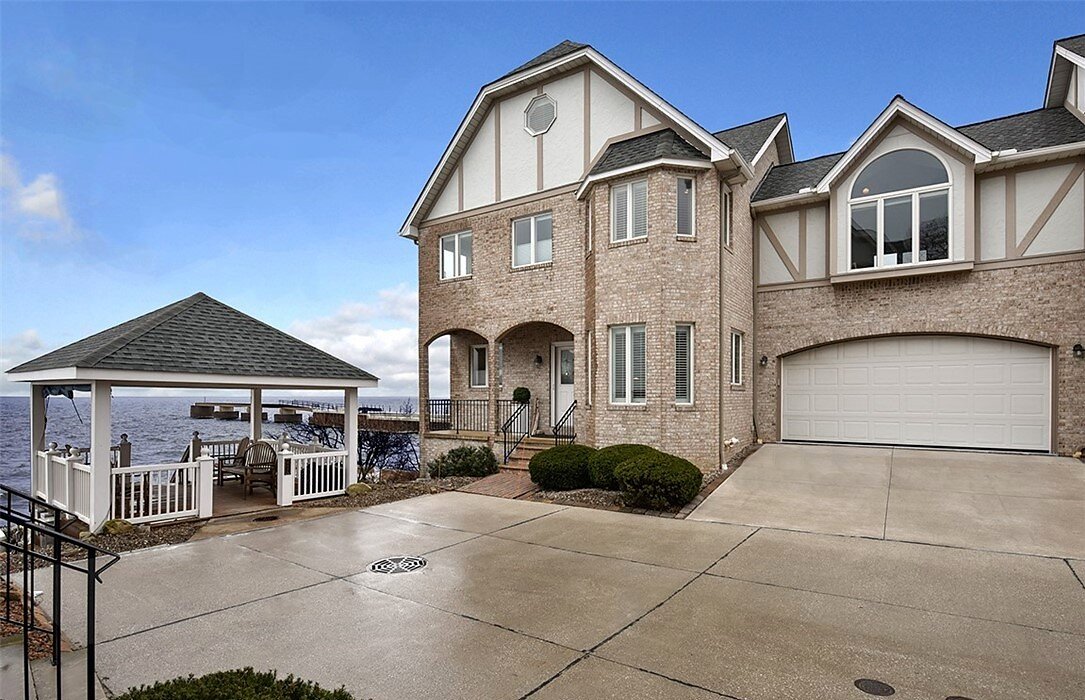 Harbor Village Lakefront Townhouses Rocky River Ohio