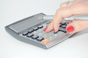 Computing repair cost when selling house in Tucson