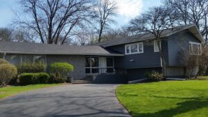 improve curb appeal to sell house fast in Tucson