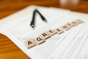 Check Lease agreement when planning to sell house with tenant