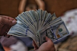 Sell your house directly to a cash home buyer in Tucson AZ