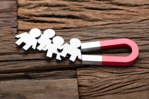 How to attract more buyers when selling a house in Tucson